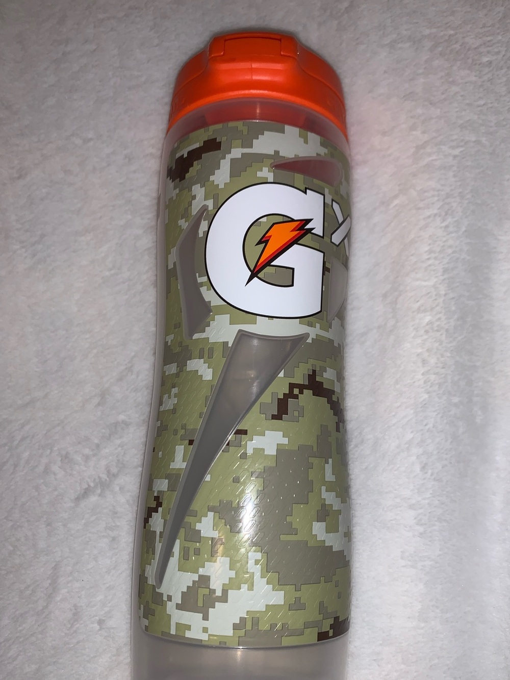 Gatorade GX 30 ounce water bottle. Used one time.